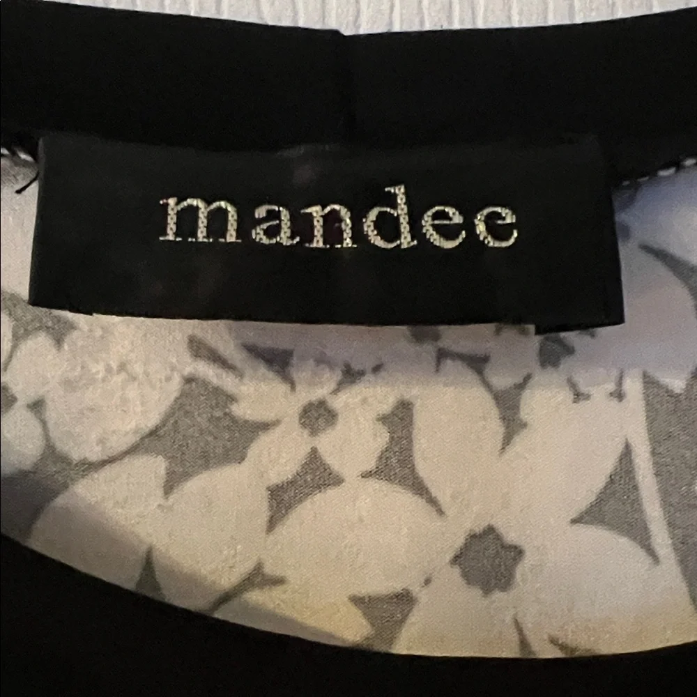 Sold - Mandee Black and White Floral Tank Top - Picture 2 of 4